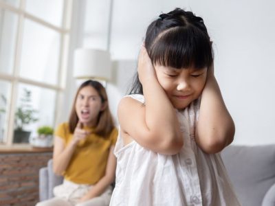 Merespons Kritik Anak