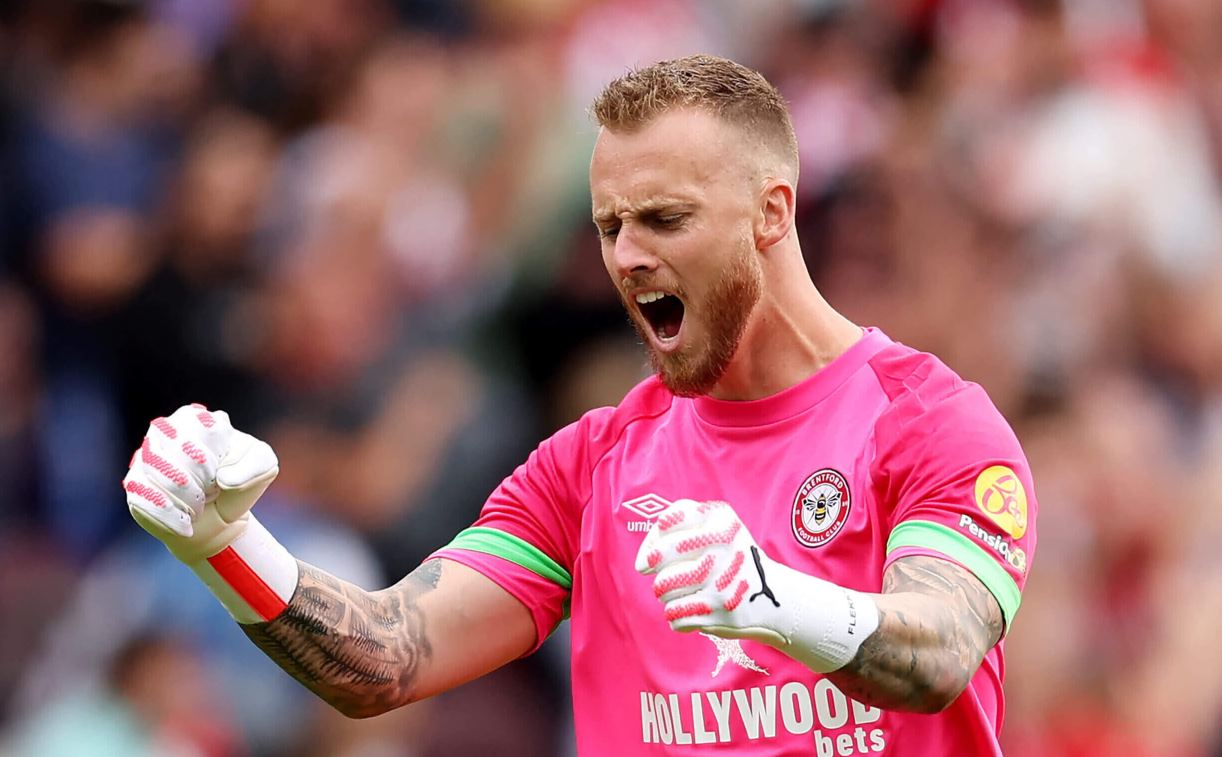 Kiper terbaik Dunia Dengan Penyelamatan Luar Biasa 2025