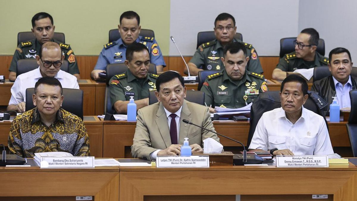 Kembalinya Militerisme Di Indonesia Melalui UU TNI