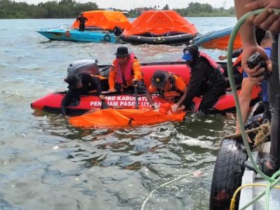 KMP Muchlisa Tenggelam Di Teluk Balikpapan