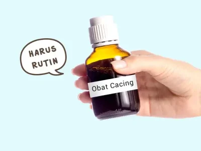 Alasan Anak Hingga Dewasa Perlu Rutin Minum Obat Cacing