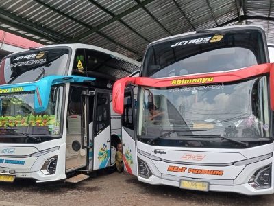 Kunci Aman Liburan: Tips Pilih Bus Pariwisata Yang Terverifikasi