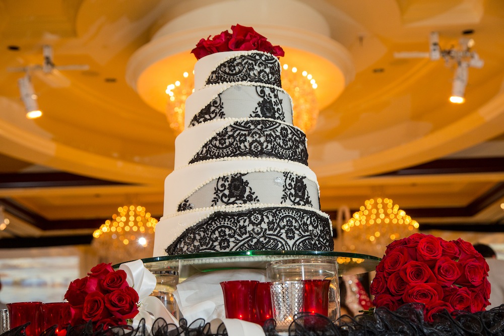 4 Hal Wajib Tahu Sebelum Pesan Kue Pernikahan