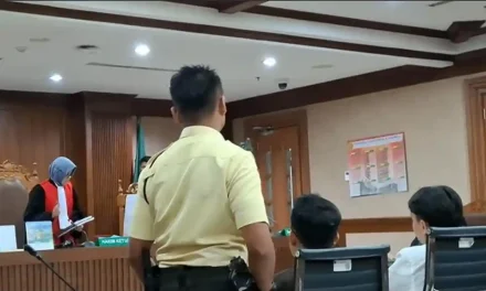 Majelis Hakim Walk Out dalam Sidang Delpedro Marhaen dkk