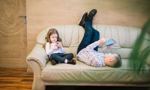 Virtual Autisme Akibat Terlalu Banyak Paparan Gadget