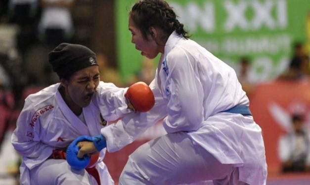 Kado Manis! Emas Karateka Putri Untuk Indonesia