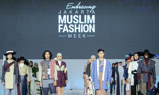 Capek Ikutin Tren? Ini Sisi Gelap Fast Fashion