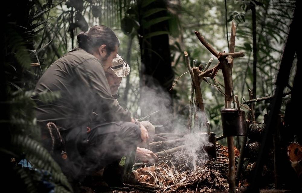 Daftar Logistik Hiking Gunung Yang Wajib Ada