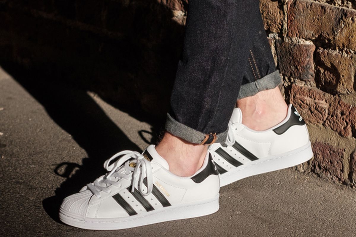 Seri Sneakers Adidas Pria Yang Wajib Di Koleksi