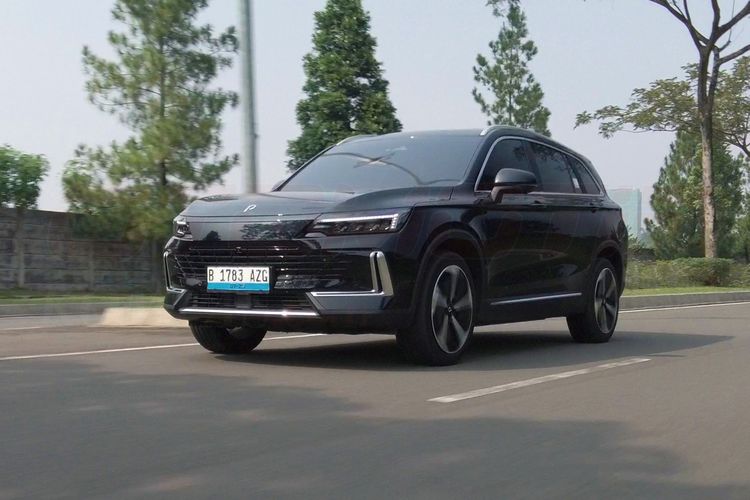 Beli Pelajaran Pasar, Polytron Main Adaptif Di Pasar SUV!