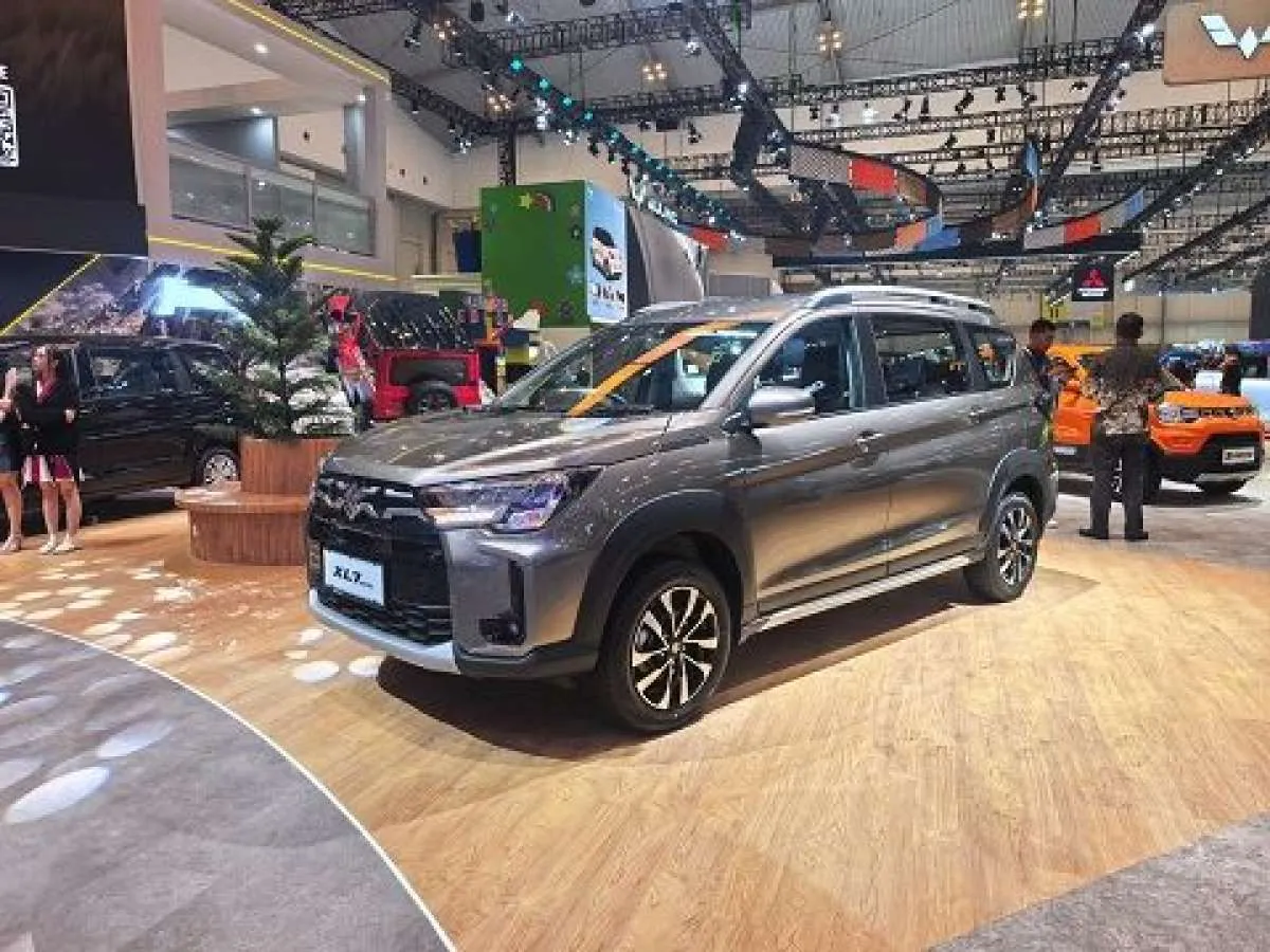 Naik Turun Suzuki XL7 Hingga Jadi Low SUV Favorit Di Indo
