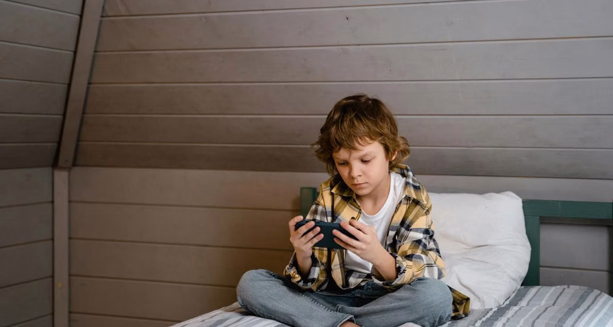 Pentingnya Mengatur Screen Time Anak