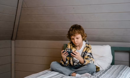 Pentingnya Mengatur Screen Time Anak
