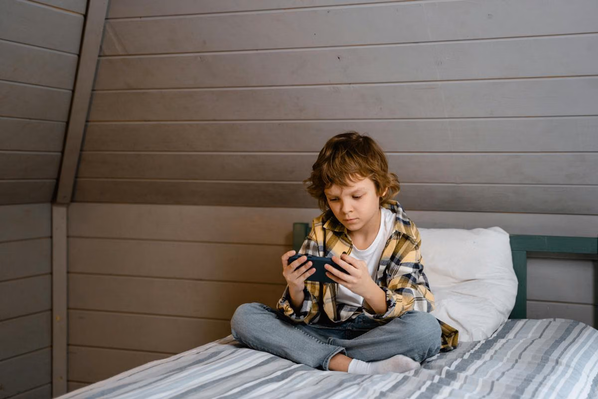Pentingnya Mengatur Screen Time Anak