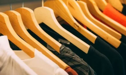 Biaya Retur Fashion: Solusi Sampah atau Gimmick?