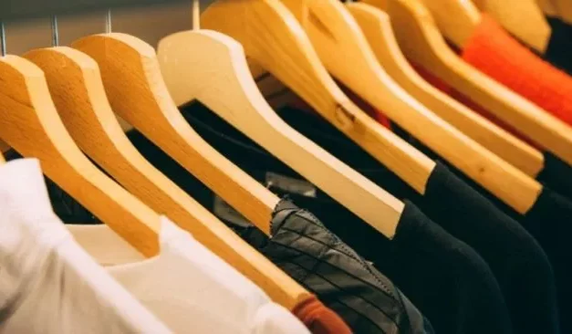 Biaya Retur Fashion: Solusi Sampah atau Gimmick?